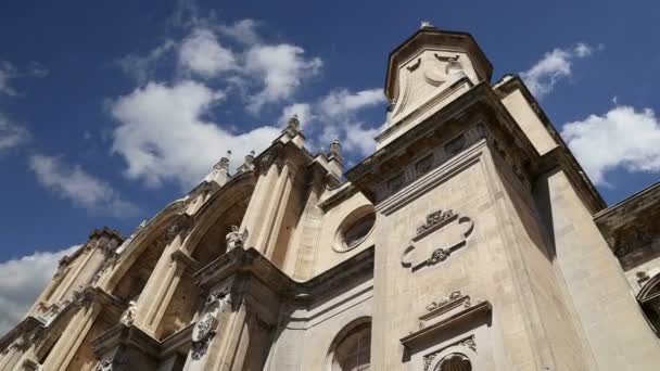 Kathedraal van Granada (kathedraal van de incarnatie) in gotische en Spaanse renaissance stijl, Andalusië, Spanje — Stockvideo
