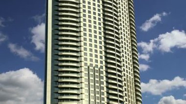 modern otel adres downtown burj dubai, dubai, Birleşik Arap Emirlikleri. 63 kat yüksekliğinde ve özellik 196 lüks odalar ve 626 serviced residences oteldir