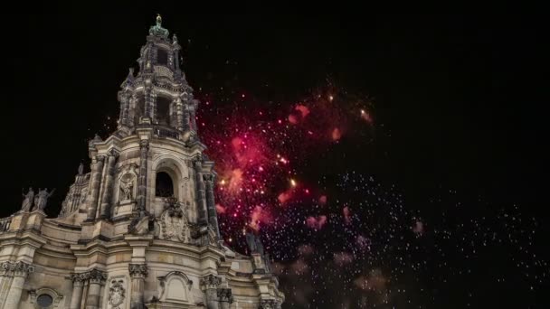 Hofkirche or Cathedral of Holy Trinity and holiday fireworks - baroque church in Dresden, Sachsen, Germany — Stock Video