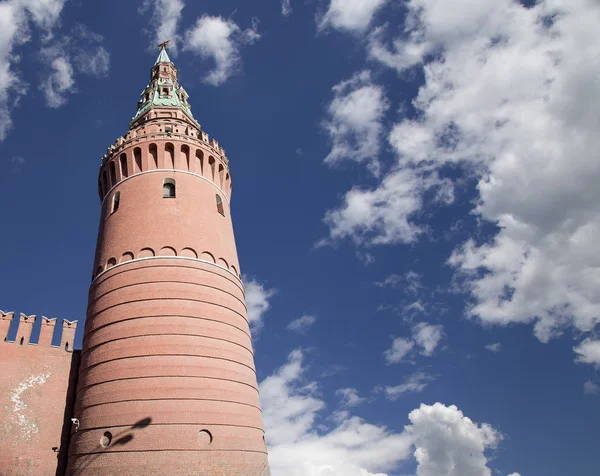 Moskova Kremlin manzarası güneşli bir günde, Rusya... Moskova mimarisi ve simgesi, Moskova şehir manzarası. — Stok fotoğraf