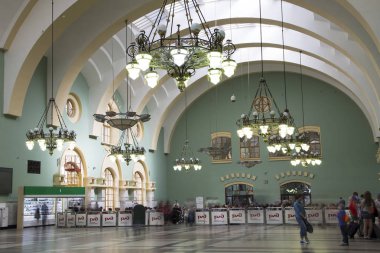 Kazansky demiryolu terminali (Kazansky vokzal)--dokuz demiryolu terminalleri, Moskova, Rusya biridir. Mimar Alexey Shchusev tarafından tasarımına göre modern Bina İnşaatı 1913 yılında başladı ve 1940 yılında sona erdi  
