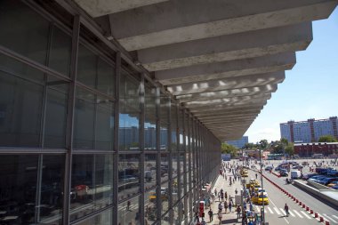 Kursky demiryolu terminal (Moskova Kurskaya demiryolu olarak da bilinir) ve yolcu. Moscow, Rusya Federasyonu     