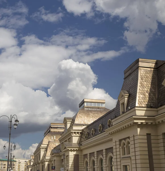 Paveletsky terminal kolejowy--jest jednym z dziewięciu kolejowych terminali w w Moskwie, Rosja — Zdjęcie stockowe