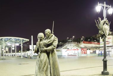 Slavianka veda ((2014) heykeltıraşlar bir ekip tarafından oluşturuldu: Molokostov, Shcherbakov ve Sherbakov rehberliğinde Danilov, mimar)--Belorussky demiryolu Moskova, Rusya terminal de anıt