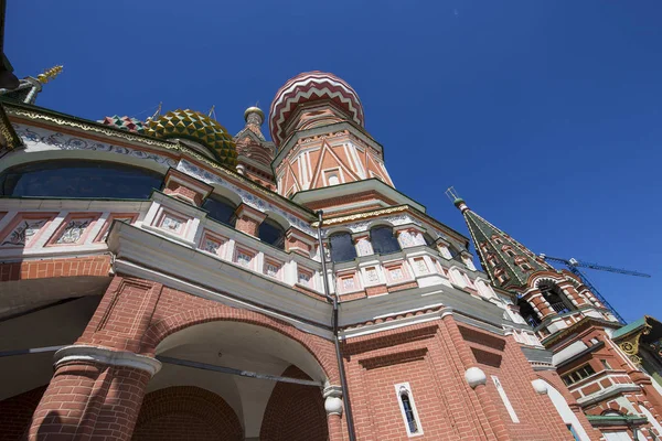 Saint Basil cathedral (tempel av basilika den välsignade), Röda torget, Moskva, Ryssland — Stockfoto