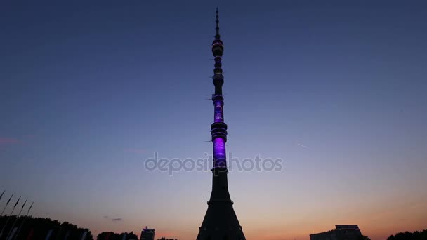 Televizyon (Ostankino) Kulesi gece, Moskova, Rusya Federasyonu — Stok video