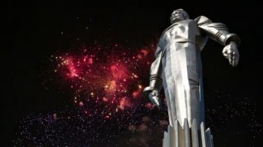Yuri Gagarin (42.5 metre yüksek Kaide ve heykel), anıt üzerinde havai fişek uzayda seyahat ilk kişi. Leninsky Prospekt Rusya'nın Moskova kentinde yer alır. Kaide bir roket egzoz anımsatan olacak şekilde tasarlanmıştır 