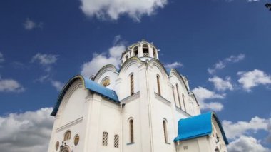 Yasenevo, Moskova, Rusya, Tanrının annesi korunması Kilisesi. Tapınağın 2009 yılında kurulmuş ve bağış ücretleri mal oldu  