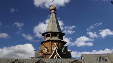 Aziz Nikolaos Kilisesi Izmailovsky Kremlin (Izmailovo Kremlin), Moskova, Rusya. Rus ahşap mimari geleneklerini inşa yeni kilise 
