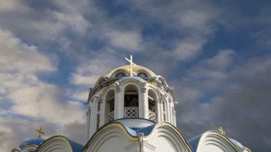 Yasenevo, Moskova, Rusya, Tanrının annesi korunması Kilisesi. Tapınağın 2009 yılında kurulmuş ve bağış ücretleri mal oldu 