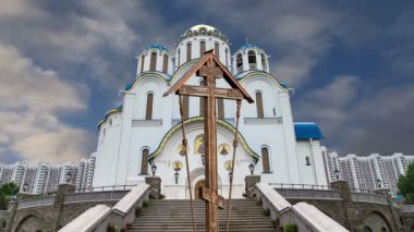 Yasenevo, Moskova, Rusya, Tanrının annesi korunması Kilisesi. Tapınağın 2009 yılında kurulmuş ve bağış ücretleri mal oldu 
