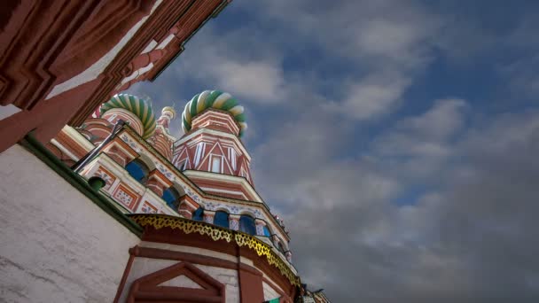 Saint Basil kathedraal (tempel van Basilius de gezegende), Rode plein, Moskou, Rusland — Stockvideo