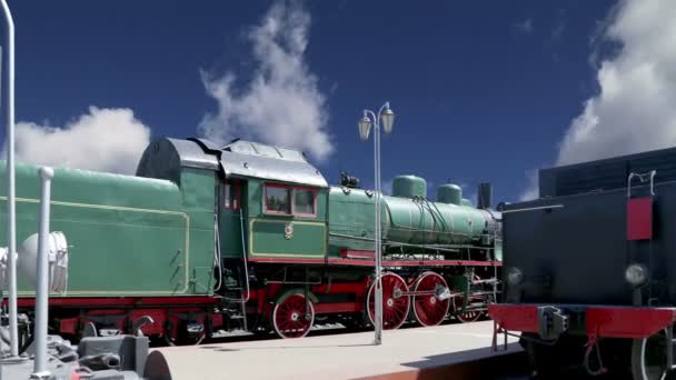 Стародавні пар локомотив, Москва музей залізниці в Росії, Rizhsky залізнична станція (Rizhsky вокзал, станція Рига) — стокове відео