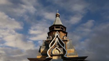 Izmailovsky Kremlin (Izmailovo Kremlin), Moskova, Rusya - müzeler, restoranlar, fuarlar ve piyasalar ve diğer birçok konumlar da dahil olmak üzere en renkli ve ilginç şehir yerlerinden biridir