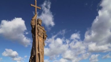 Kutsal Prens Vladimir Borovitskaya Meydanı yakınındaki Kremlin, Rusya Moskova'da büyük anıt. Açılış töreni 4 Kasım 2016 gerçekleşti