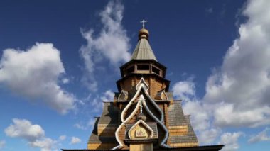 Izmailovsky Kremlin (Izmailovo Kremlin), Moskova, Rusya - müzeler, restoranlar, fuarlar ve piyasalar ve diğer birçok konumlar da dahil olmak üzere en renkli ve ilginç şehir yerlerinden biridir