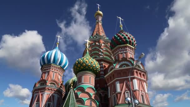 Saint Basil cathedral ( Temple of Basil the Blessed), Red Square, Moscow, Russia — Stock Video