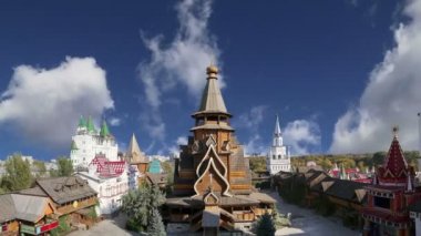  Izmailovsky Kremlin (Izmailovo Kremlin), Moskova, Rusya - müzeler, restoranlar, fuarlar ve piyasalar ve diğer birçok konumlar da dahil olmak üzere en renkli ve ilginç şehir yerlerinden biridir 