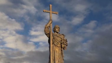 Kutsal Prens Vladimir Borovitskaya Meydanı yakınındaki Kremlin, Rusya Moskova'da büyük anıt. Açılış töreni 4 Kasım 2016 gerçekleşti