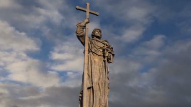 Kutsal Prens Vladimir Borovitskaya Meydanı yakınındaki Kremlin, Rusya Moskova'da büyük anıt. Açılış töreni 4 Kasım 2016 gerçekleşti 