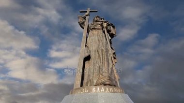Kutsal Prens Vladimir Borovitskaya Meydanı yakınındaki Kremlin, Rusya Moskova'da büyük anıt. Açılış töreni 4 Kasım 2016 gerçekleşti 