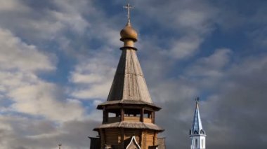 Aziz Nikolaos Kilisesi Izmailovsky Kremlin (Izmailovo Kremlin), Moskova, Rusya. Rus ahşap mimari geleneklerini inşa yeni kilise 