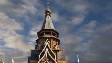 Aziz Nikolaos Kilisesi Izmailovsky Kremlin (Izmailovo Kremlin), Moskova, Rusya. Rus ahşap mimari geleneklerini inşa yeni kilise 