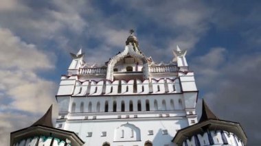  Izmailovsky Kremlin (Izmailovo Kremlin), Moskova, Rusya - müzeler, restoranlar, fuarlar ve piyasalar ve diğer birçok konumlar da dahil olmak üzere en renkli ve ilginç şehir yerlerinden biridir 