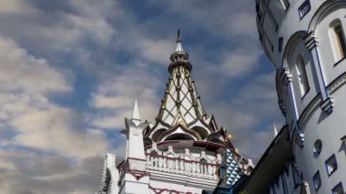  Izmailovsky Kremlin (Izmailovo Kremlin), Moskova, Rusya - müzeler, restoranlar, fuarlar ve piyasalar ve diğer birçok konumlar da dahil olmak üzere en renkli ve ilginç şehir yerlerinden biridir 