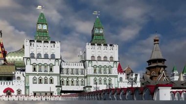  Izmailovsky Kremlin (Izmailovo Kremlin), Moskova, Rusya - müzeler, restoranlar, fuarlar ve piyasalar ve diğer birçok konumlar da dahil olmak üzere en renkli ve ilginç şehir yerlerinden biridir 