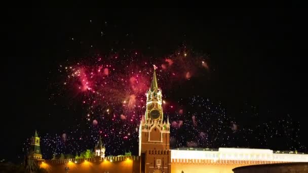 모스크바 크렘린 러시아에 불꽃놀이 — 비디오