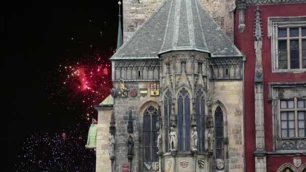 Altes Rathaus Und Feiertagsfeuerwerk Prag Blick Vom Altstadtplatz Tschechische Republik — Stockvideo