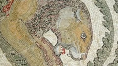 Sicilya, İtalya-03 Mayıs 2011: Mozaik parçası Roma Villa Romana del Casale, Sicilya, UNESCO Dünya Miras Listesi (Ken burns efekti)