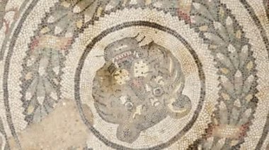 Sicilya, İtalya-03 Mayıs 2011: Mozaik parçası Roma Villa Romana del Casale, Sicilya, UNESCO Dünya Miras Listesi (Ken burns efekti)