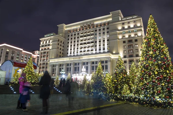 Moscou Russie Janvier 2018 Illumination Des Fêtes Noël Nouvel Hôtel — Photo