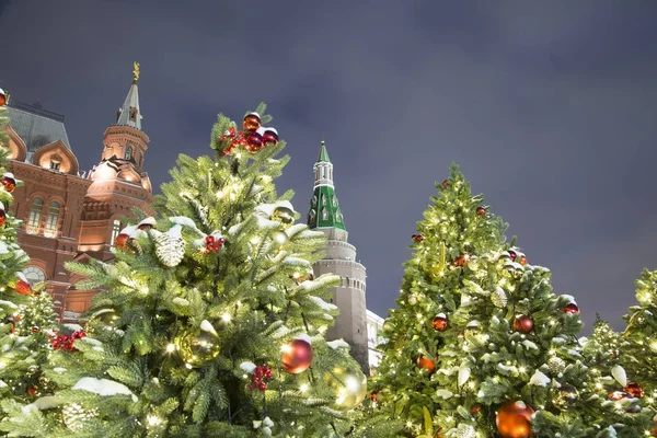 Weihnachts Und Neujahrsbeleuchtung Der Nacht Kreml Moskau Russland — Stockfoto