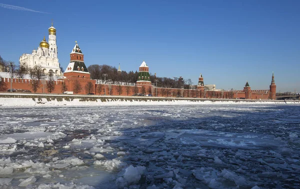 View Moskva River Kremlin Moscow Russia Most Popular View Moscow — Stock Photo, Image