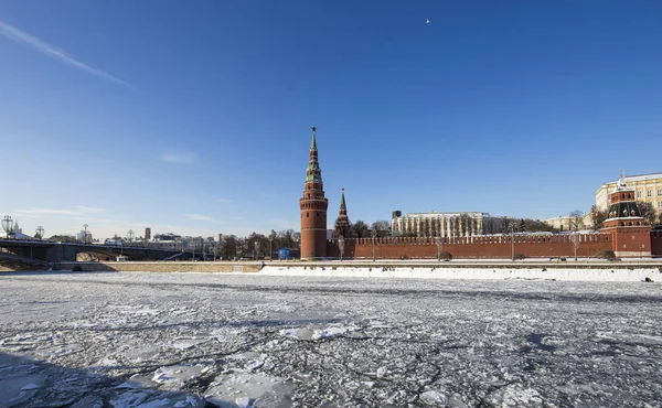 View Moskva River Kremlin Moscow Russia Most Popular View Moscow — Stock Photo, Image