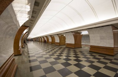 Moskova, Rusya - 03 Mart 2018: Metro Park Pobedy--Moskova Metrosu, Russia.It iki satırda kanalıdır: Arbatsko-Pokrovskaya ve Kalininsko-Solntsevskaya Lines.At 84 metre underground... en derin dünya 