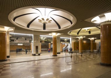 Moskova, Rusya - 03 Mart 2018: Metro Park Pobedy--Moskova Metrosu, Russia.It iki satırda kanalıdır: Arbatsko-Pokrovskaya ve Kalininsko-Solntsevskaya Lines.At 84 metre underground... en derin dünya 