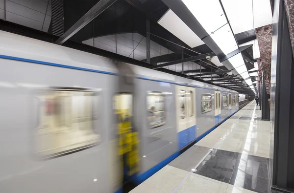 Moskova, Rusya - 03 Mart 2018: Metro İstasyonu Khoroshyovskaya--Moskova Metrosu, Rusya Kalininsko Solntsevskaya satırındaki bir istasyonu uzaklıktadır. 26 Şubat 2018 açıldı  