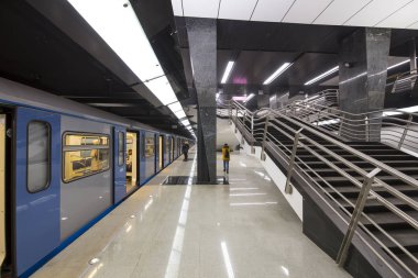 Moskova, Rusya - 03 Mart 2018: Metro İstasyonu Petrovskiy Parkı--Moskova Metrosu, Rusya Kalininsko Solntsevskaya satırındaki bir istasyon uzaklıktadır. 26 Şubat 2018 açıldı
