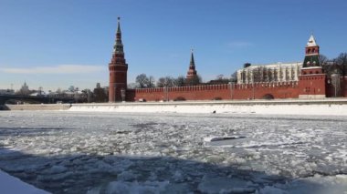 Moskova Nehri ve Kremlin (kış günü), Moskova, Rusya - Moskova'nın en popüler görünümü görünümü