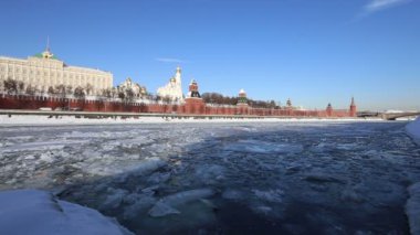 Moskova Nehri ve Kremlin (kış günü), Moskova, Rusya - Moskova'nın en popüler görünümü görünümü
