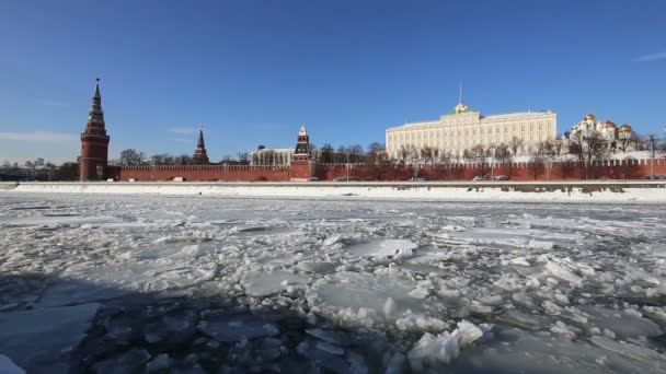 Uitzicht Rivier Moskva Het Kremlin Winterdag Moskou Rusland Populairste Weergave — Stockvideo