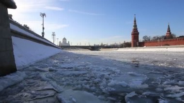 Moskova Nehri ve Kremlin (kış günü), Moskova, Rusya - Moskova'nın en popüler görünümü görünümü