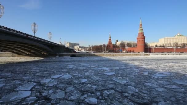 Pohled Řeku Moskvu Kreml Zimní Den Moskva Rusko Nejoblíbenější Pohled — Stock video