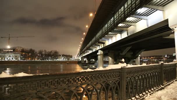 Moskva River Luzhnetskaya Bridge Metro Bridge Winter Evening Moscow Russia — Stock Video