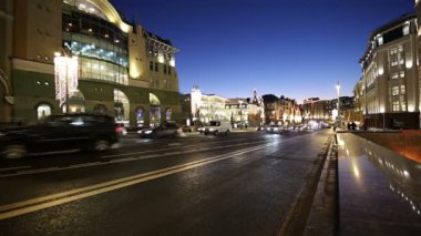 Christmas (yeni yıl tatilleri) dekorasyon Lubyanskaya (Lubyanka) kare akşamları, Moskova, Rusya Federasyonu