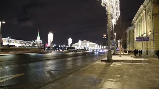 莫斯科 俄罗斯 2018年1月04日 圣诞节和新年假期照明和 Manege 广场晚上 莫斯科 俄罗斯 — 图库视频影像